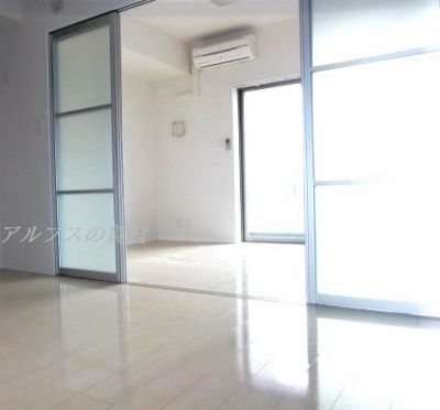 【居間・リビング】 | ヴィータローザ横浜吉野町