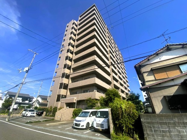 高知市新田町　　サーパス新田