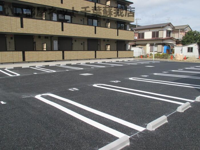 GMコート　Bの駐車場|駐車場があります