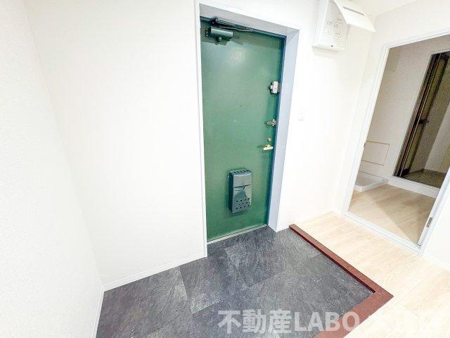 アルボール西道頓堀の玄関