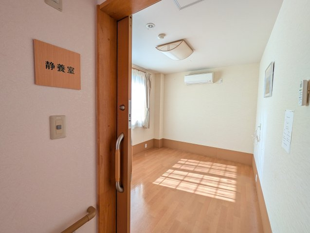 津山市二宮　デイサービス跡の内装|静養室
