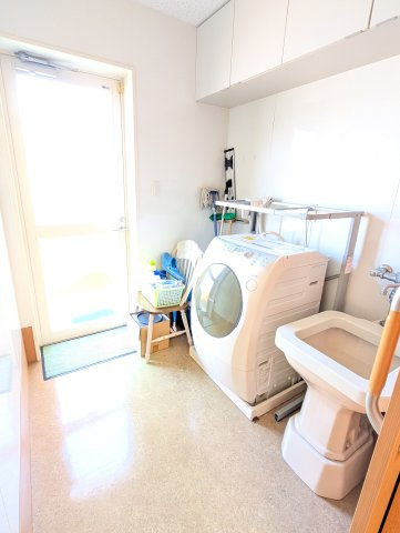 津山市二宮　デイサービス跡の設備|パブリック用流し・洗濯機