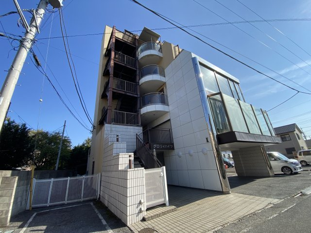 グロリィハイツ