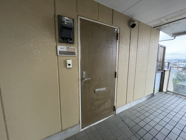 グロリィハイツの玄関