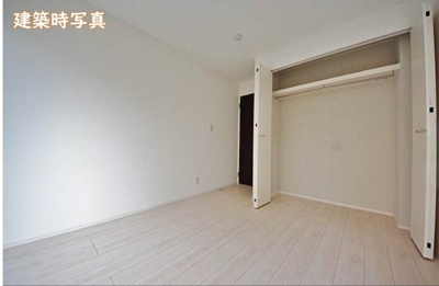 【洋室】 | 横浜市戸塚区汲沢5丁目 中古戸建 全1棟 | こちらの写真は建築時のものです。現況と異なる場合がございますので、ぜひ現地にてご確認ください。