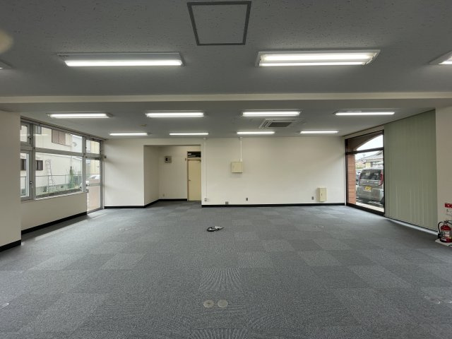 遠鉄浜北ビル（事務所）の内装
