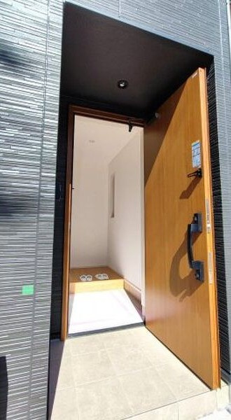 赤池２階建戸建Ｗの玄関