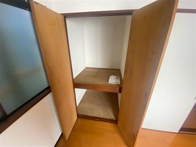 山崎ビルの収納