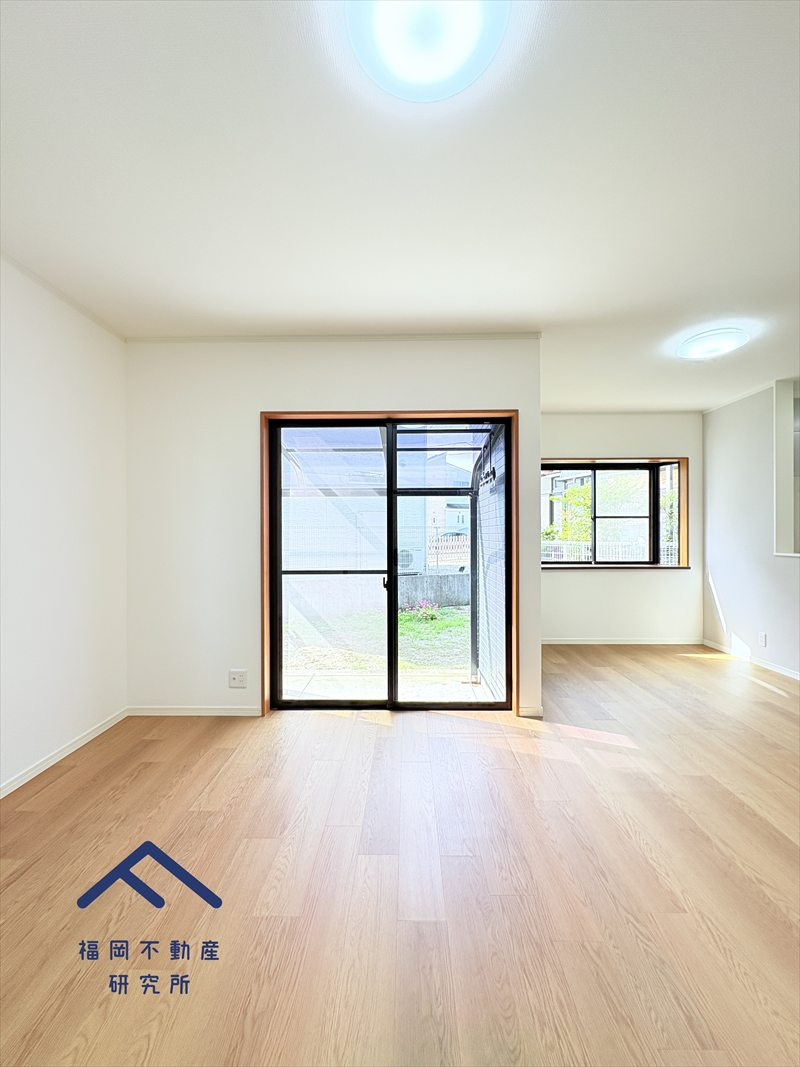 南区鶴田４丁目　戸建て