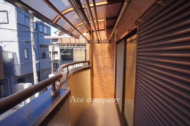 【バルコニー】 | 八尾市宮町1丁目 | 西向きのバルコニー☆雨除けテラス屋根付き☆塗装済みです☆