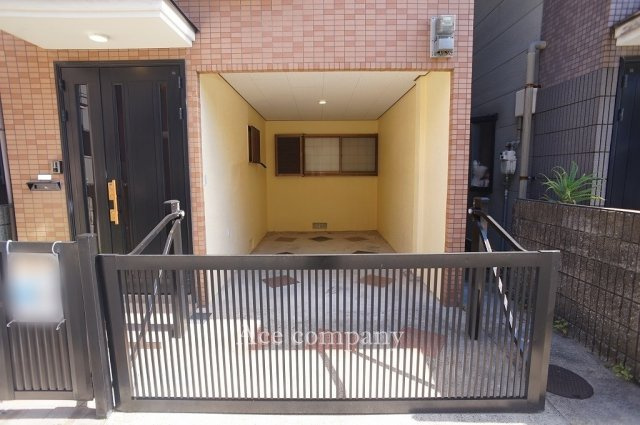 【駐車場】 | 八尾市宮町1丁目 | カーゲート付き☆ハイルーフ車駐車OKです♪