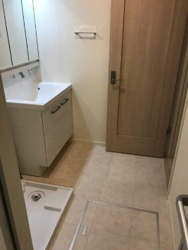 【独立洗面台】 | ラ・ネージュ | 嬉しい独立洗面台付き。