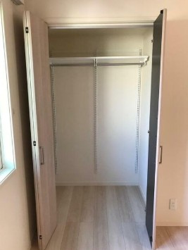 【収納】 | ラ・ネージュ | クローゼット完備。