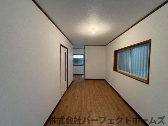 走谷2丁目戸建の洋室|広々とした洋室です