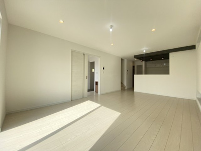 【居間・リビング】 | 豊見城市名嘉地（全3棟） | ※同仕様写真です　