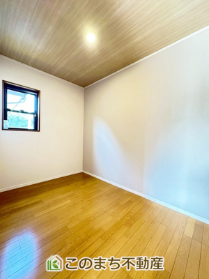 【収納】 | 宇都宮市鶴田３丁目戸建 | マスタールームには約３帖の大きな納戸がございます♪
