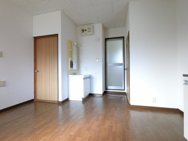 【居間・リビング】