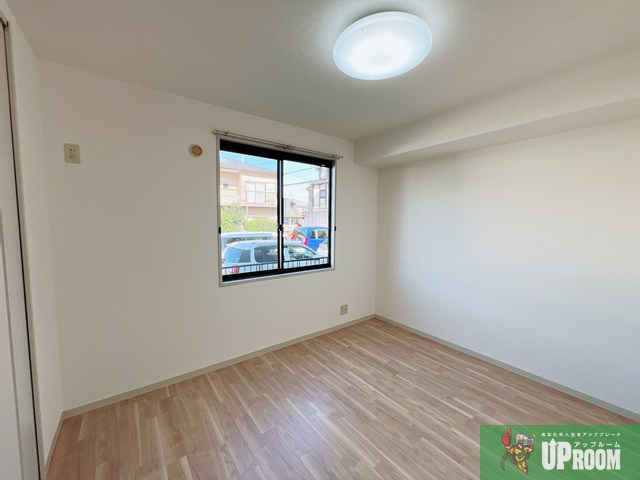 シャトル・アキラⅡの内装