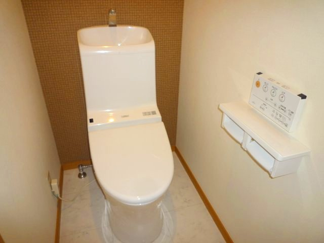 【トイレ】 | ハウス・ビル | 温水洗浄便座