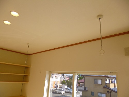 【設備】 | ハウス・ビル | 物干し