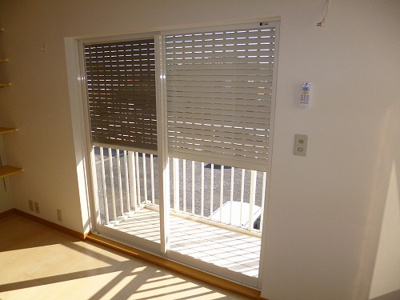 【居間・リビング】 | ハウス・ビル | 電動シャッター