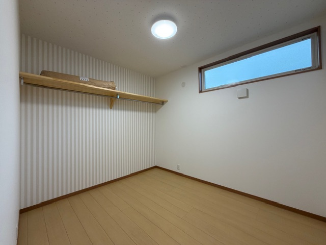 都城市高城町大井手の新築一戸建の洋室