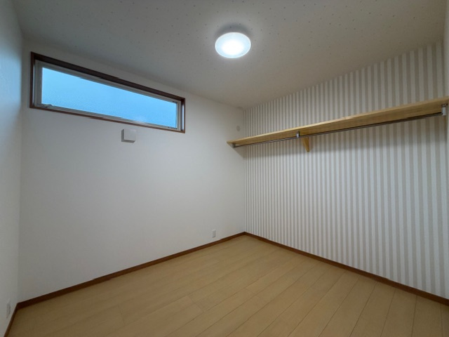 都城市高城町大井手の新築一戸建の洋室