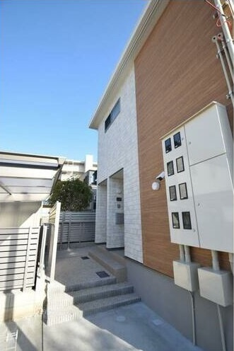 リラサーレの外観