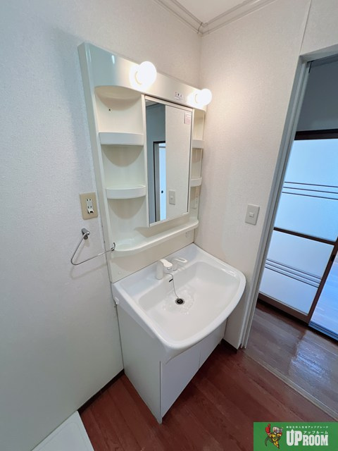 シャンピア柴田　A棟の洗面所