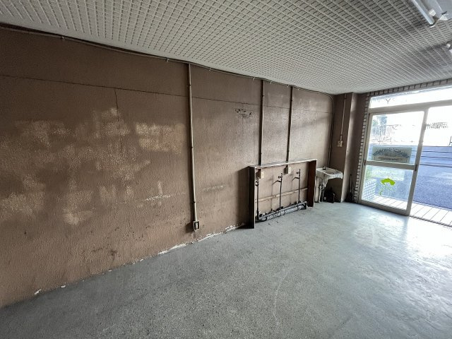 大阪市城東区永田４丁目の店舗事務所の内装