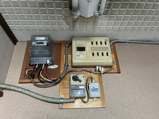 大阪市城東区永田４丁目の店舗事務所の内装