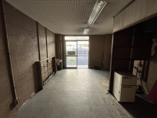 大阪市城東区永田４丁目の店舗事務所の内装