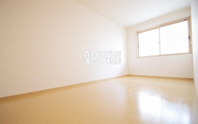 【寝室】 | クレール四季彩の丘　七番館 | 開放感のある落ち着いたお部屋