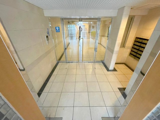 プルメリア東三国ウエストのロビー