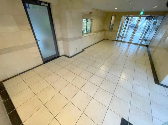 プルメリア東三国ウエストのロビー