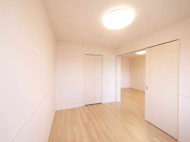 プラシード（大和郡山市）の洋室|広々とした洋室です