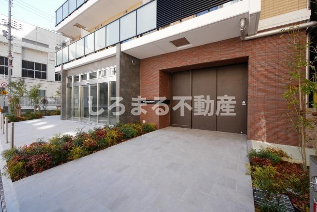 ＡＦＦＬＵＥＮＣＥ難波ＥＡＳＴのエントランス