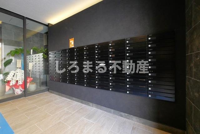 ＡＦＦＬＵＥＮＣＥ難波ＥＡＳＴのロビー