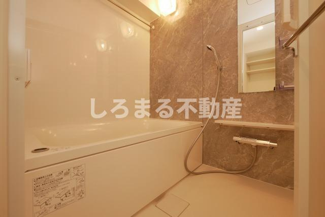 ＡＦＦＬＵＥＮＣＥ難波ＥＡＳＴの浴室