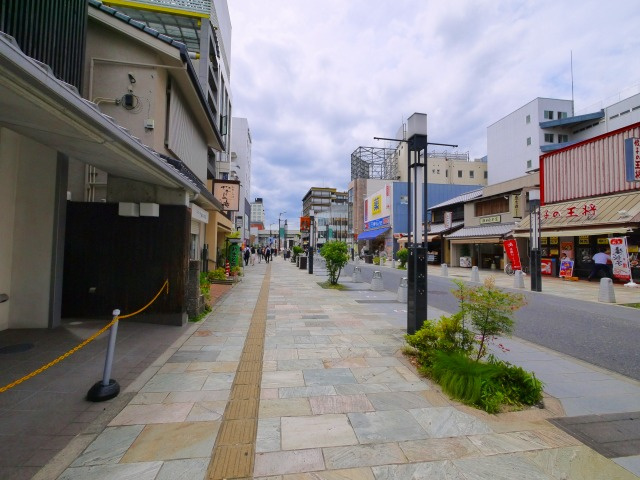 三条通り店舗の周辺