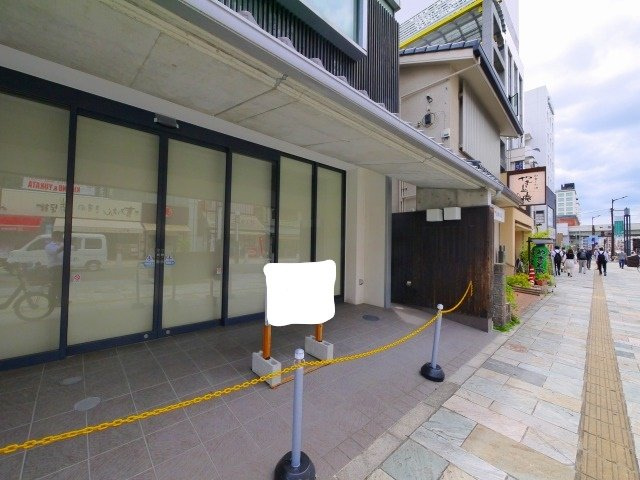 三条通り店舗の外観