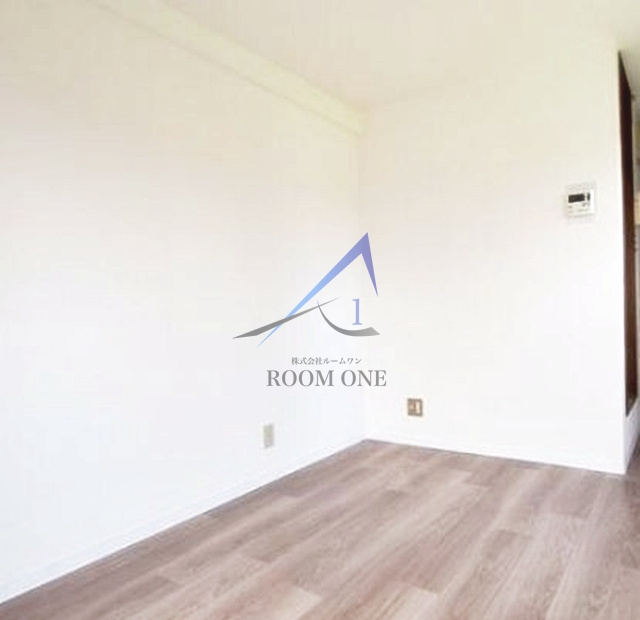 クボタビルの居間・リビング|洋室のお部屋です。