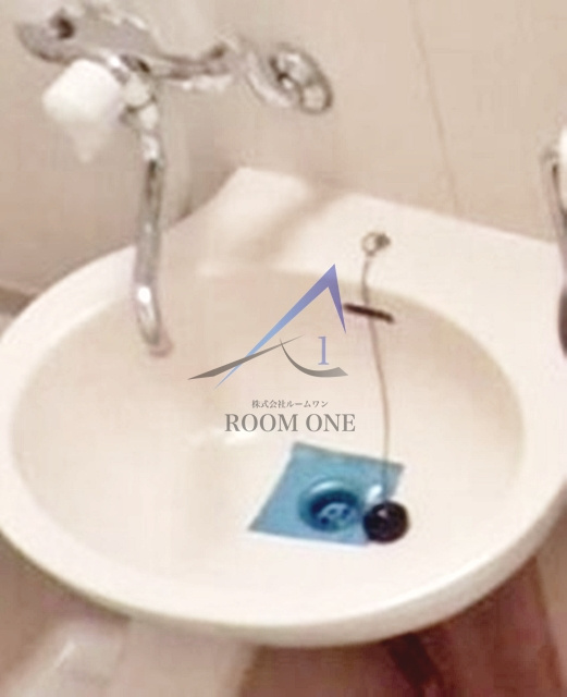 クボタビルの洗面所|洗面台です。