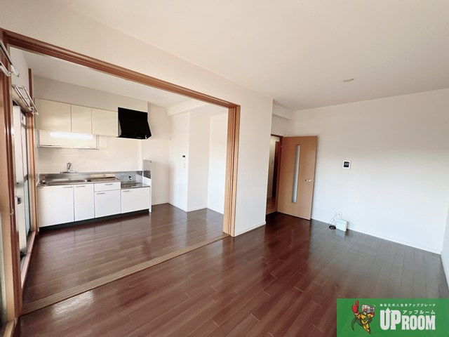 ファミーユ・レイの居間・リビング