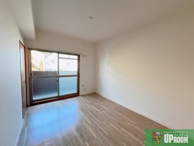 ファミーユ・レイの内装