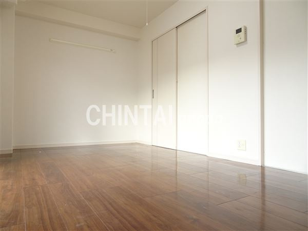 アルバーダ・Kの寝室