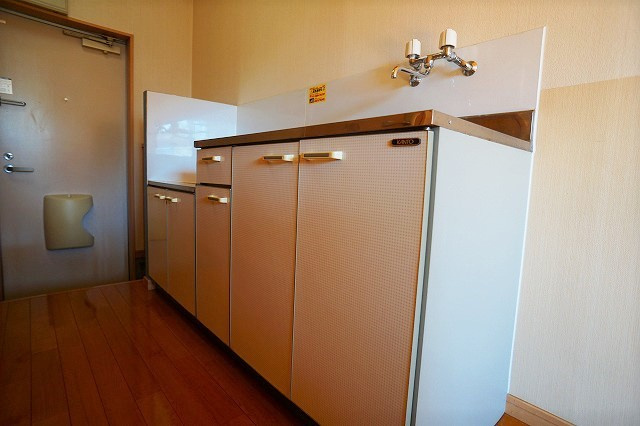 ハイツアーバンヒルズのキッチン