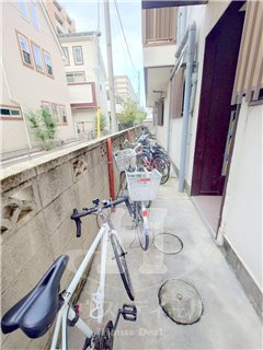 【エントランス】 | 藤井ビル | 清潔なエントランスです