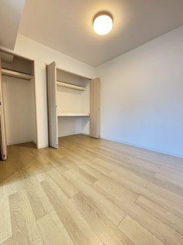 庚午ハイツの洋室