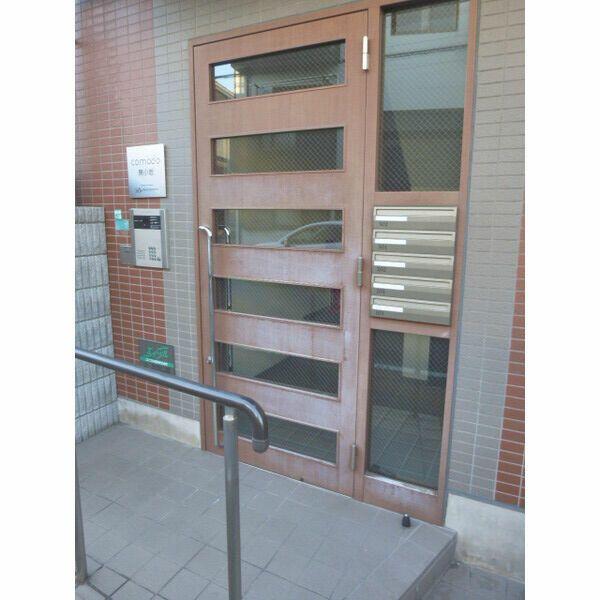 ｃｏｍｏｄｏ東小岩のエントランス